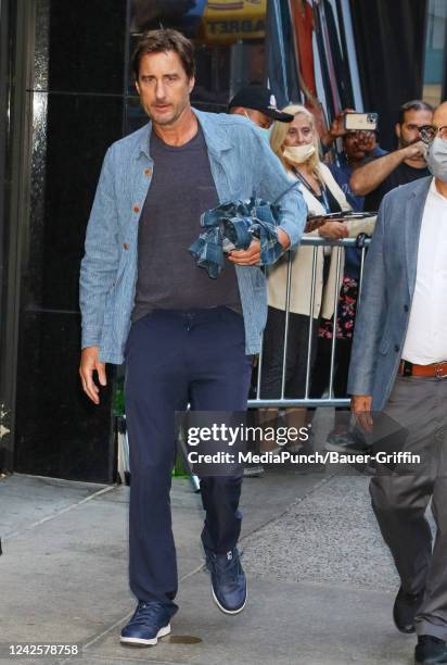 Luke Wilson is seen arriving at "Good Morning America" on August 18, 2022 in New York City.