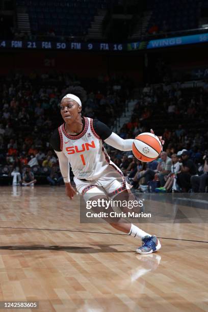 Odyssey Sims of the Connecticut Sun drives to the basket during Round 1 Game 1 of the 2022 WNBA Playoffs on August 18, 2022 at Mohegan Sun Arena in...