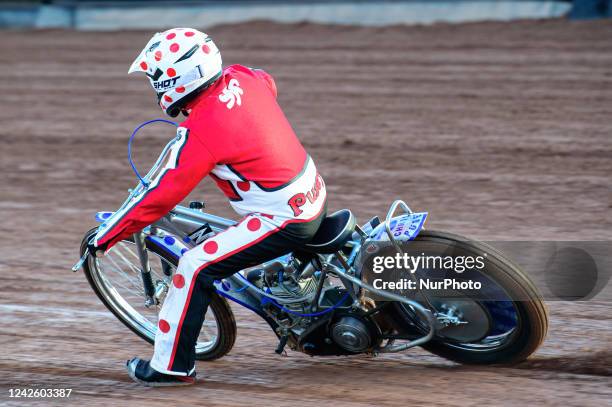 Geoff Presley Racing Leicester Lions Speedway Photos and Premium High Res Pictures - Getty ...