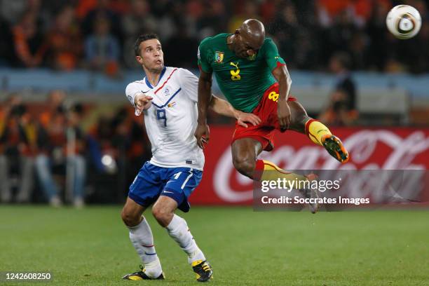 Holland Robin van Persie Cameroon Geremi during the World Cup match between Cameroon v Holland on June 24, 2010