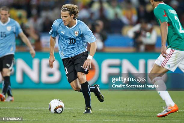 Diego Forlan Ripped Diego Forlan Imágenes Fotografías e imágenes de stock - Getty Images