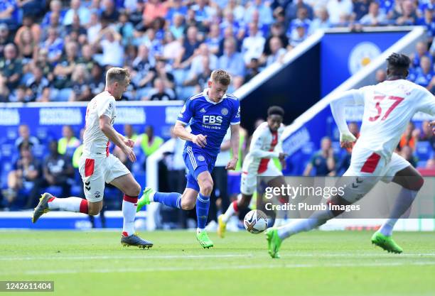 Harvey Barnes of Leicester City with James Ward-Prowse of Southampton during the Premier League match between Leicester City and Southampton FC at...