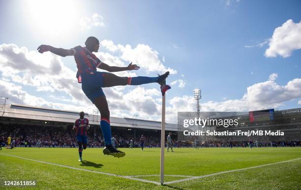 Jean-Philippe Mateta of Crystal Palace celebrates after scoring goal during the Premier League match between Crystal Palace and Aston Villa at...
