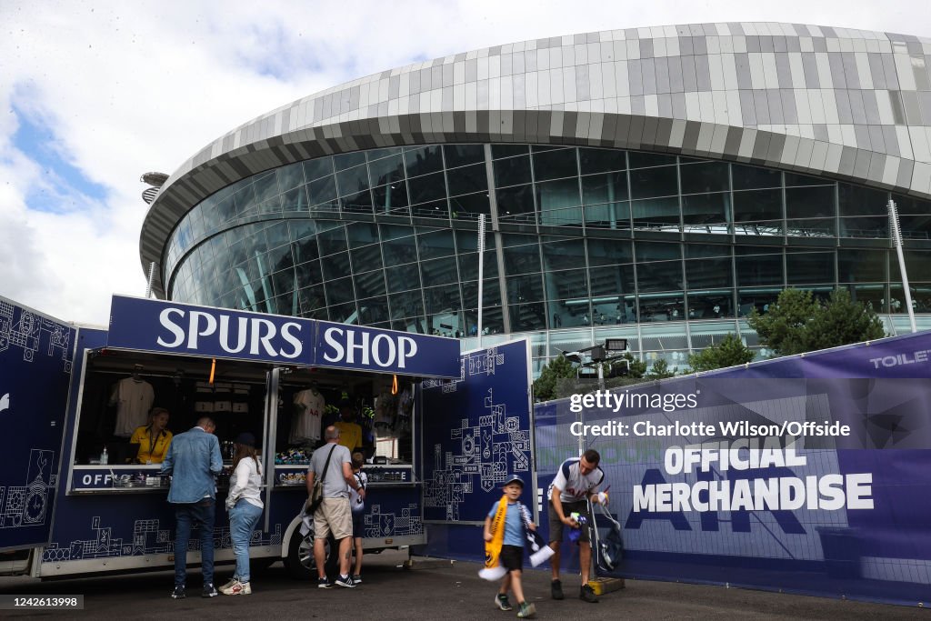 Tottenham Hotspur v Wolverhampton Wanderers - Premier League