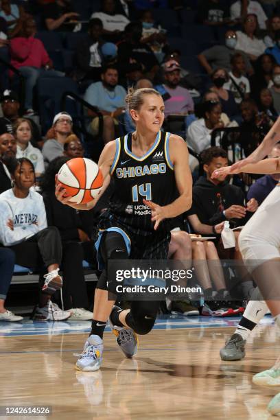 Allie Quigley of the Chicago Sky drives to the basket against the New York Liberty during Round 1 Game 2 of the 2022 WNBA Playoffs on August 20, 2022...