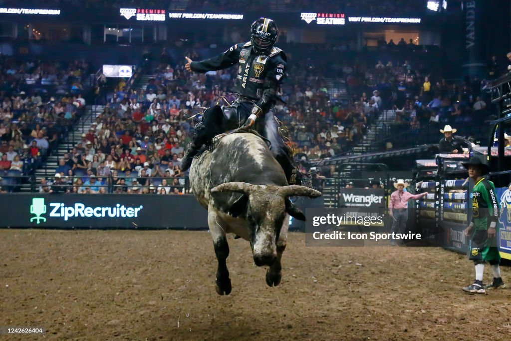 Texas Rattlers Texas Rattlers Cody Jesus rides bull Oz during the PBR Stampede Days ...
