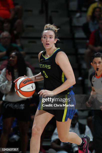 Marina Mabrey of the Dallas Wings dribbles the ball against the Connecticut Sun during Round 1 Game 2 of the 2022 WNBA Playoffs on August 21, 2022 at...