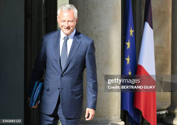 France's Economy and Finances Minister Bruno Le Maire arrives to attend the weekly cabinet meeting at the presidential Elysee Palace in Paris on...
