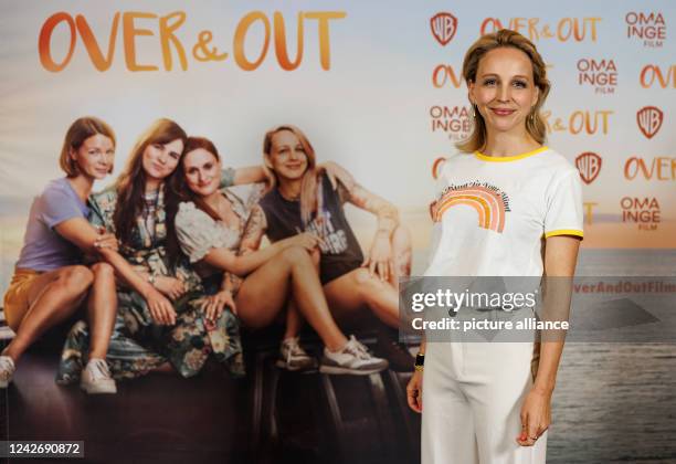 August 2022, Hamburg: Actress Petra Schmidt-Schaller stands on the red carpet of the Passage cinema at the film premiere of" Over & Out". Photo: Axel...