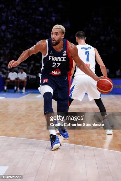 Rudy Gobert of France dribbles the ball during the FIBA Basketball World Cup European Qualifiers match between France and Czech Republic at Accor...