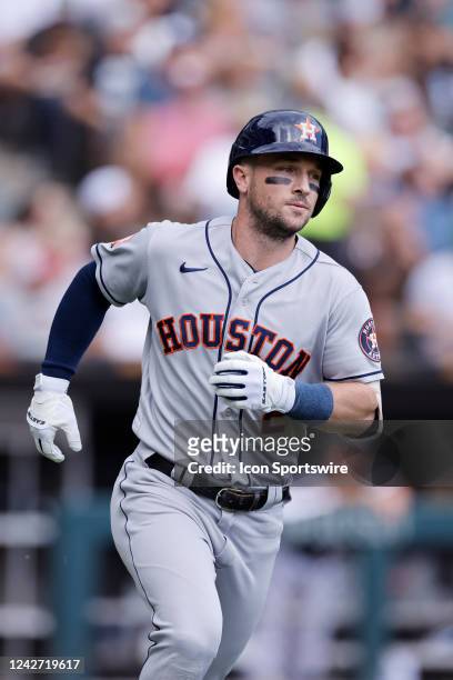 Houston Astros third baseman Alex Bregman runs the bases during an MLB game against the Chicago White Sox on August 18, 2022 at Guaranteed Rate Field...
