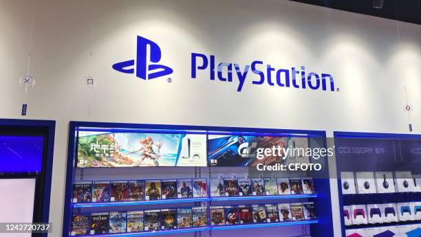 Console Store Playstation Store Photos and Premium High Res Pictures - Getty Images