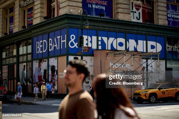 Signage outside a Bed Bath & Beyond retail store in New York, US, on Thursday, Aug. 25, 2022. Bed Bath & Beyond Inc. Is looking to mortgage its...