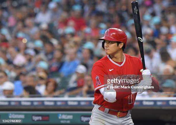 Shohei Ohtani of the Los Angeles Angels looks on while waiting on-deck to bat in the top of the 5th inning of the game against the Detroit Tigers at...