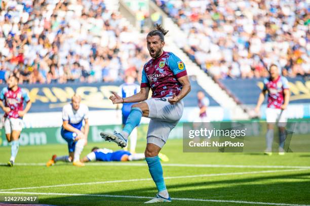Goal 0-1 Jay Rodriguez of Burnley celebrates his goal during the Sky Bet Championship match between Wigan Athletic and Burnley at the DW Stadium,...
