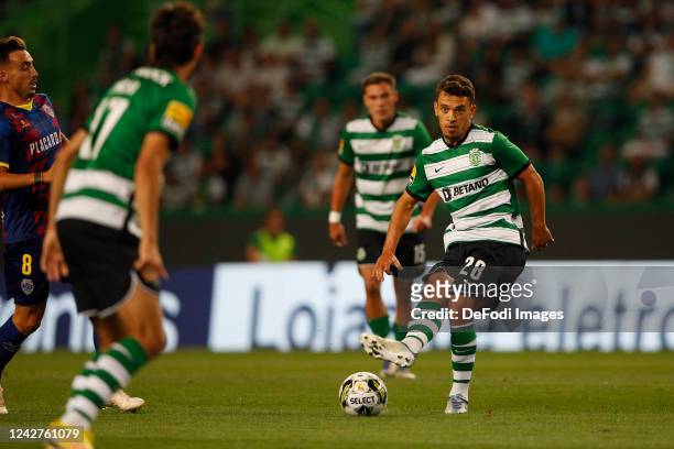 Pedro Gonçalves of Sporting CP controls the ball during the Liga Portugal Bwin match between Sporting CP and GD Chaves at Estadio Jose Alvalade on...