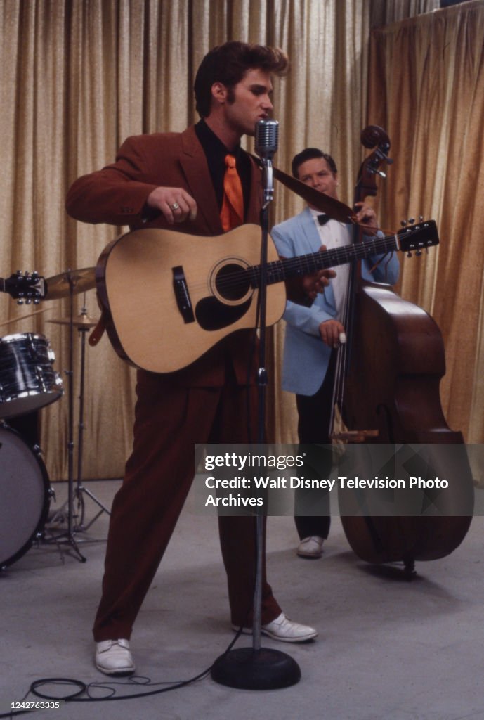 Elvis Rutto Kurt Russell as Elvis Presley, Elliott Street promotional photo for ...