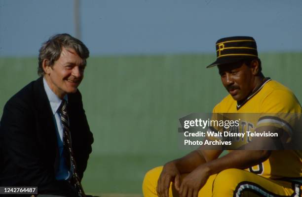 Los Angeles, CA Hal Holbrook, Willie Stargell appearing on the ABC tv series 'Omnibus'.