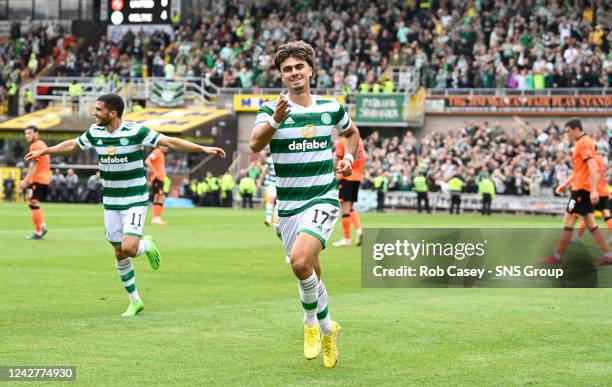 Jota celebrates making it 4-0 during a cinch Premiership match between Dundee United and Celtic at Tannadice, on August 28 in Dundee, Scotland.