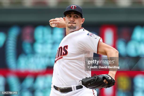 Aaron Sanchez of the Minnesota Twins delivers a pitch against the San Francisco Giants in the first inning of the game at Target Field on August 28,...