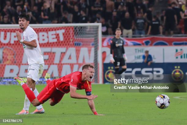 Raul Oprut of AFC Hermannstadt in action during the game between FCSB  News Photo - Getty Images