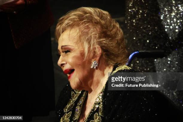 Mexican actress Silvia Pinal receives a great tribute for her great artistic career in film and theater at the Palace of Fine Arts. On August 29,...