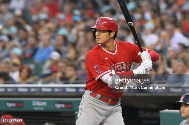 Shohei Ohtani of the Los Angeles Angels looks on while waiting on-deck to bat in the top of the 5th inning of the game against the Detroit Tigers at...