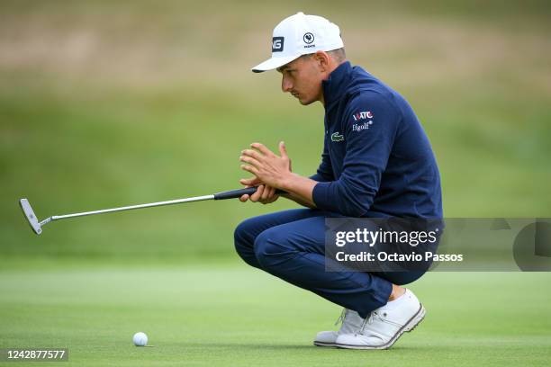 Tom Vaillant of France lines before plays his third shot on the 1st hole during Day Three of the 2022 World Amateur Team Golf Championships -...