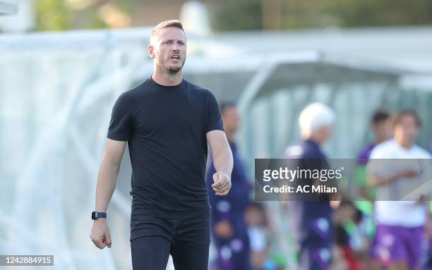 Ignazio Abate manager of AC Milan U19 looks on during the Primavera 1 match between Fiorentina U19 and AC Milan U19 on September 2, 2022 in Florence,...