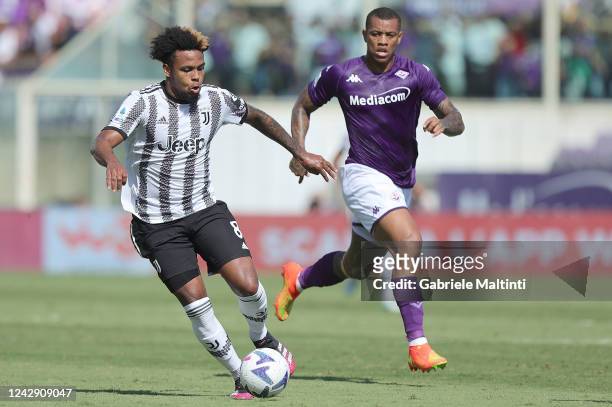 Wenston James Earl Mckennie of Juventus in action during the Serie A match between ACF Fiorentina and Juventus at Stadio Artemio Franchi on September...
