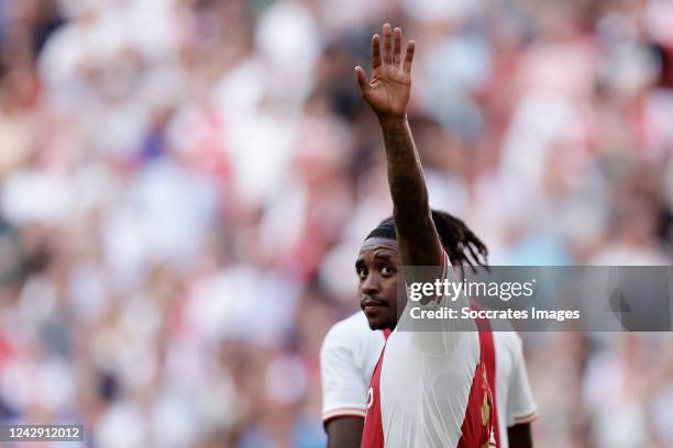 Steven Bergwijn of Ajax celebrates 2-0 during the Dutch Eredivisie match between Ajax v SC Cambuur at the Johan Cruijff Arena on September 3, 2022 in...