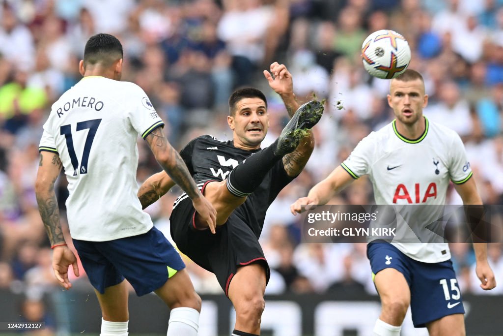 FBL-ENG-PR-TOTTENHAM-FULHAM