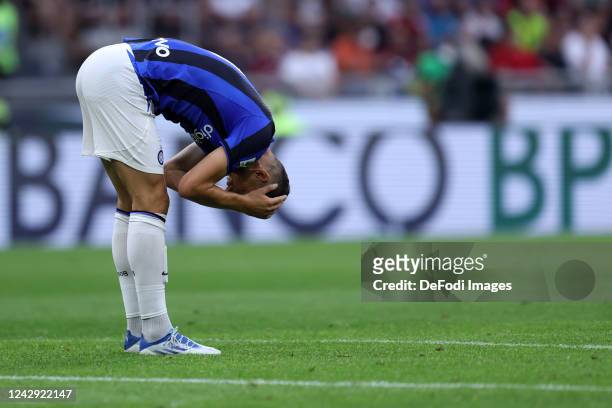 Edin Dzeko of FC Internazionale looks dejected during the Serie A match between AC Milan and FC Internazionale at Stadio Giuseppe Meazza on September...