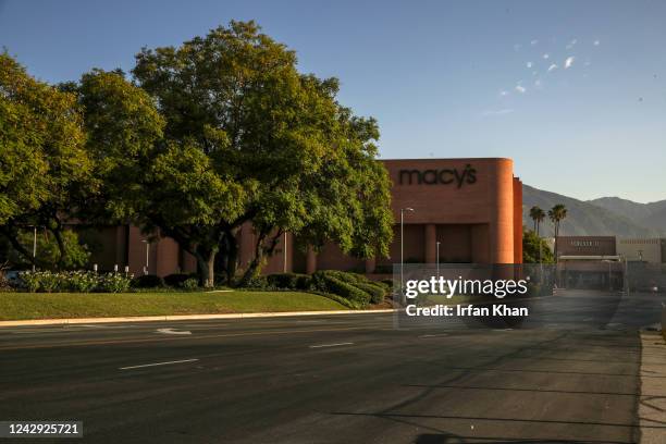 Westfield Arcadia Mall Photos and Premium High Res Pictures - Getty Images