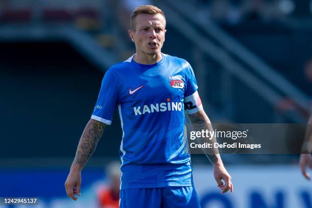 Jordy Clasie of AZ Alkmaar looks on during the Dutch Eredivisie match between FC Emmen and AZ Alkmaar at De Oude Meerdijk on September 4, 2022 in...