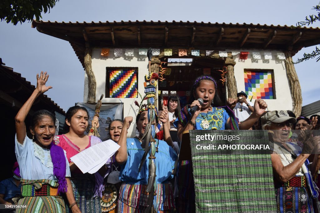 Internacional Indigenous Women's Day ritual in El Salvador