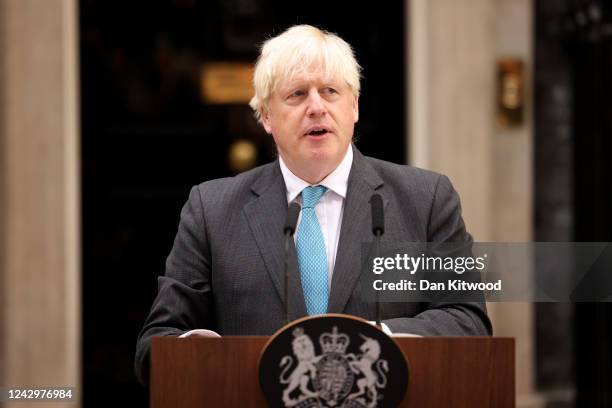 British Prime Minister Boris Johnson delivers a farewell address before his official resignation at Downing Street on September 6, 2022 in London,...