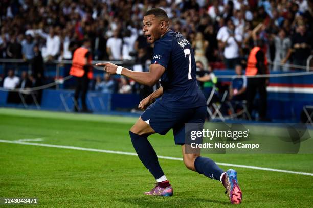 Kylian Mbappe of Paris Saint-Germain FC celebrates after scoring a goal during the UEFA Champions League football match between Paris Saint-Germain...