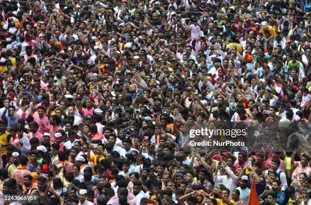 People celebrates during the immersion procession of the elephant headed Hindu idol Lord Ganesha in Mumbai, India, 09 September, 2022.