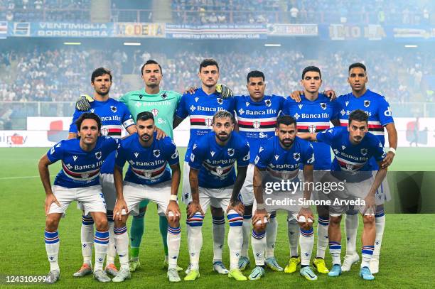 Players of Sampdoria pose for a team picture prior to kick-off in the Serie A match between UC Sampdoria and AC MIlan at Stadio Luigi Ferraris on...