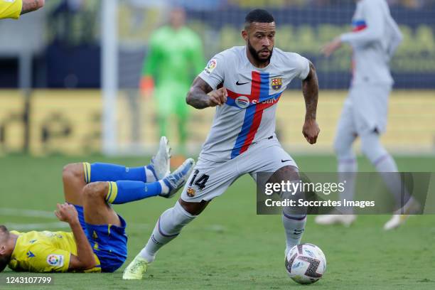 Memphis Depay of FC Barcelona during the La Liga Santander match between Cadiz FC v FC Barcelona at the Nuevo Mirandilla on September 10, 2022 in...