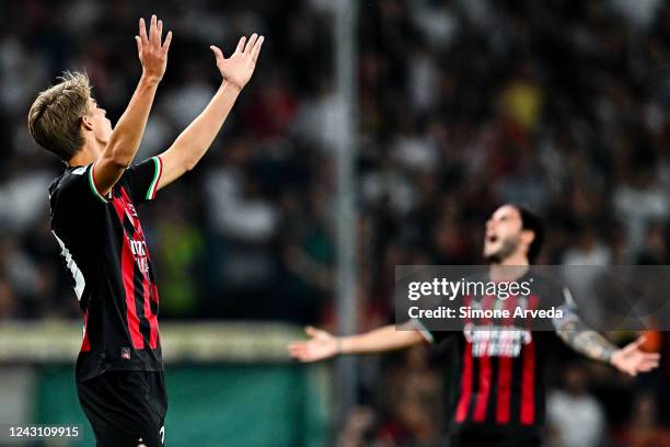 Charles De Ketelaere and Davide Calabria of Milan react with disappointment during the Serie A match between UC Sampdoria and AC MIlan at Stadio...