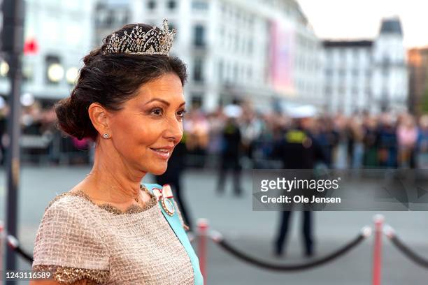 Countess Alexandra arrives to the command performance on the Old Stage on the Royal Danish Theatre on the occasion of the 50 years anniversary of Her...