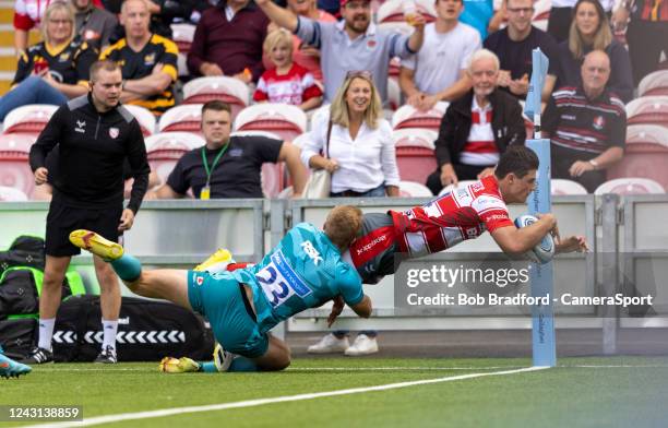 Gloucester's Louis Rees-Zammit scores his sides first try during the Gallagher Premiership Rugby match between Gloucester Rugby and Wasps at...