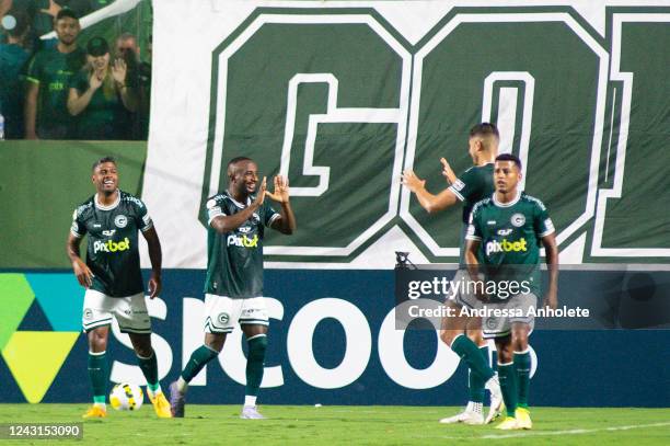 Jackson Diego Ibraim of Goias celebrates with teammates after scoring the first goal of his team during a match between Goias and Flamengo as part of...
