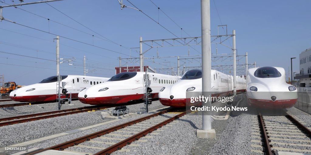Kamome bullet trains to debut in late Sept.