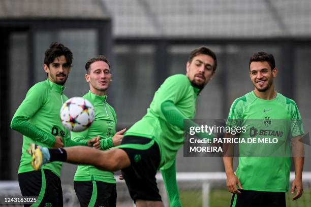 Sporting Lisbon's Portuguese forward Francisco Trincao, Sporting Lisbon's Portuguese midfielder Nuno Santos, Sporting Lisbon's Uruguayan defender...