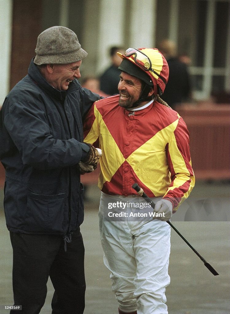 LINGFIELD HORSE RACE