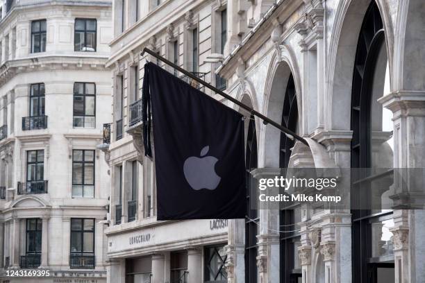 Blacked out flag outside the Apple Store on Regent Street following the death of Queen Elizabeth II as a mark of respect on 12th September 2022 in...