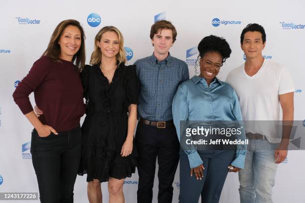 Sony Pictures Television and ABC Signature came together with the cast, crew and creative team of The Good Doctor to celebrate 100 episodes of the...